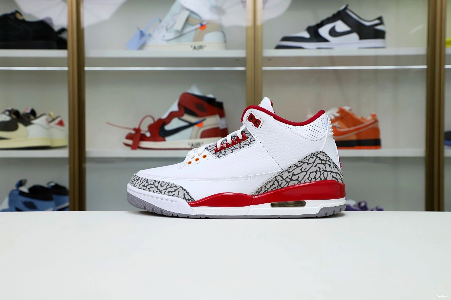 Jordan Cardinal Retro Red(CT8532-126） 3 Air  0918